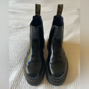 Doc Martens 2976 platform boots